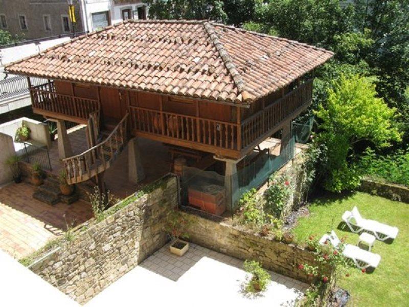 Hotel Picos De Europa Arenas De Cabrales Exterior photo